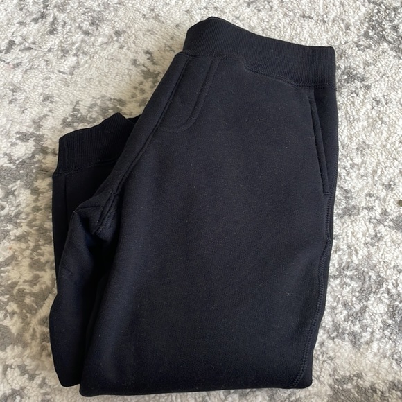 Gently used sweat pants - Picture 2 of 3